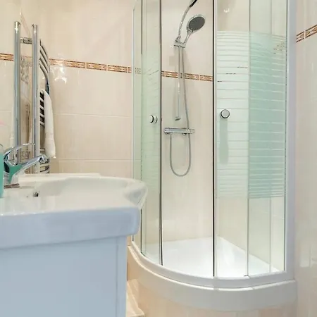 Quiet 3 Ac Flat Rue Dantibes Nr Palais *
